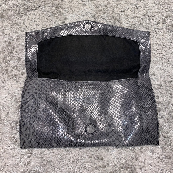 Cole Haan snake print clutch - Picture 2 of 5